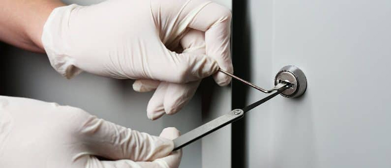 Commercial Emergency Locksmith Bell